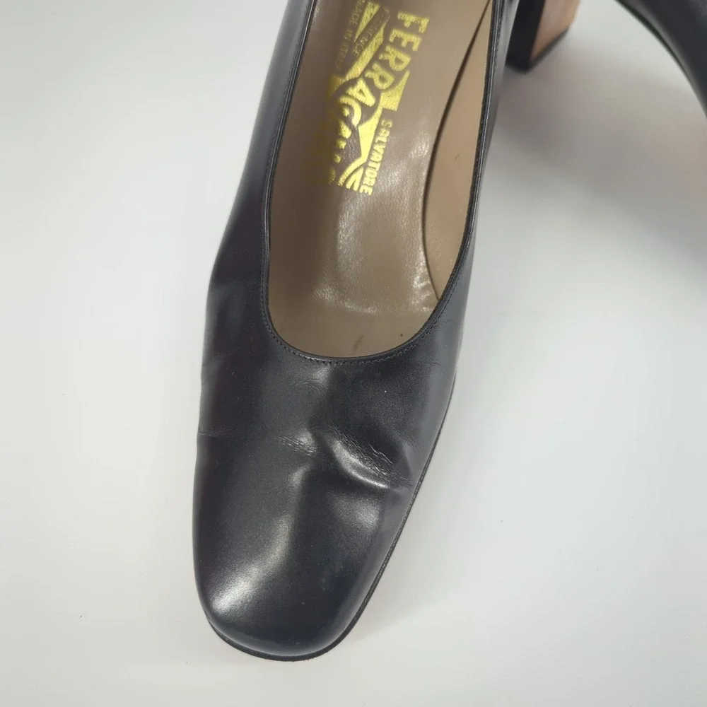 Salvatore Ferragamo Women's Shoes Size‎ 6.5 B Black Pumps Heels Designer *Read*